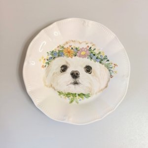 Hand-painted Ceramic Plate with scalloped plate